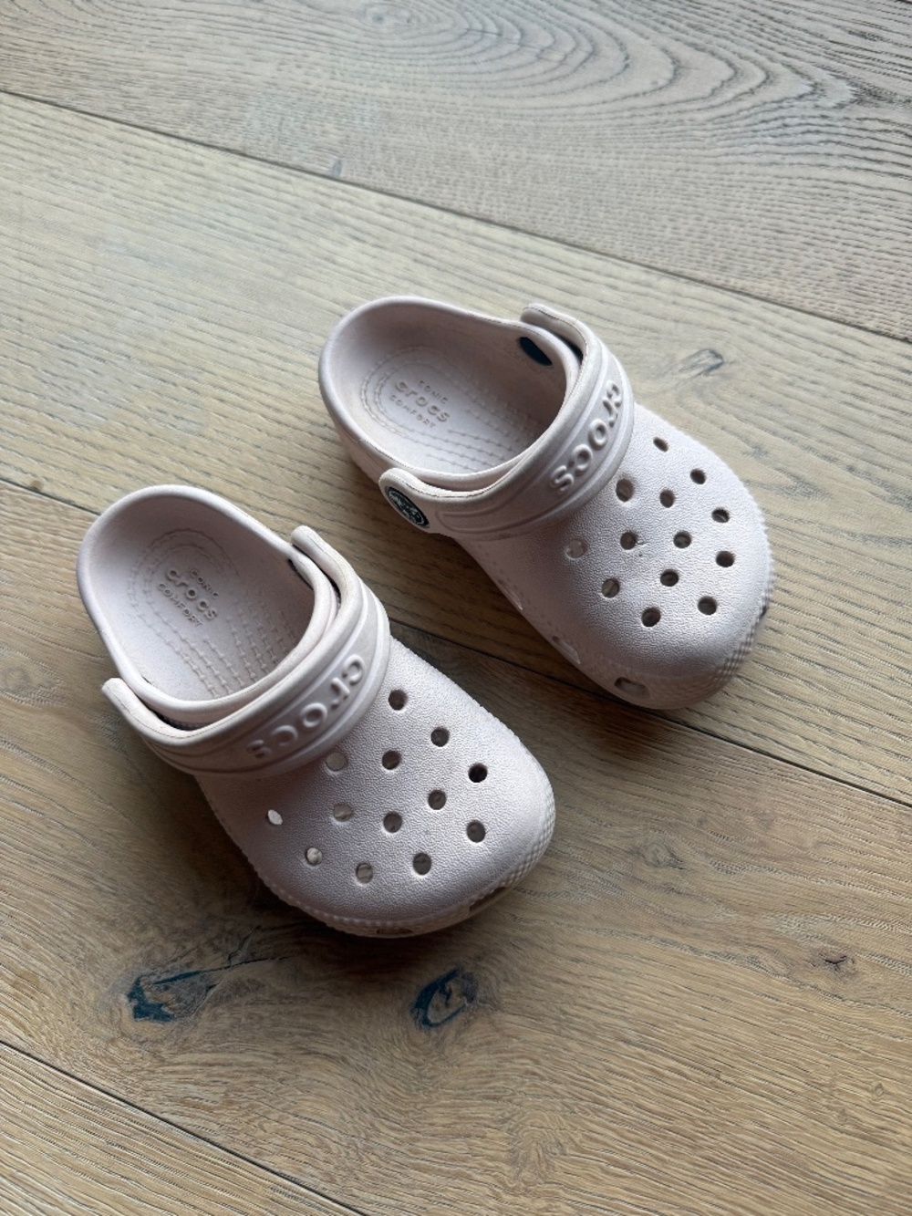 Crocs toddler 7 Quartz Pink Sandals